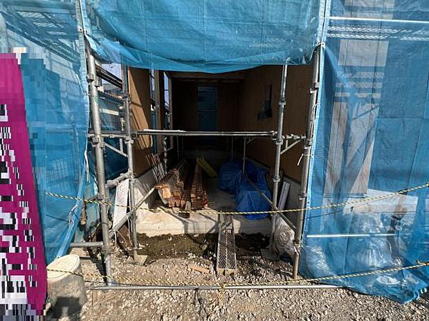 雨風から大切な愛車を守るビルトインガレージです。