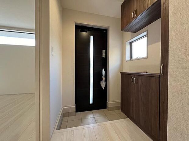 いつも気持ちよくご家族を迎えられる玄関です。