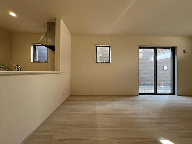 ご家族の温かい時間を演出するダイニングスペースです。