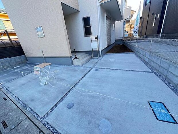 駐車場ももちろん完備しておりますのでお車所有の方にも心強いです。