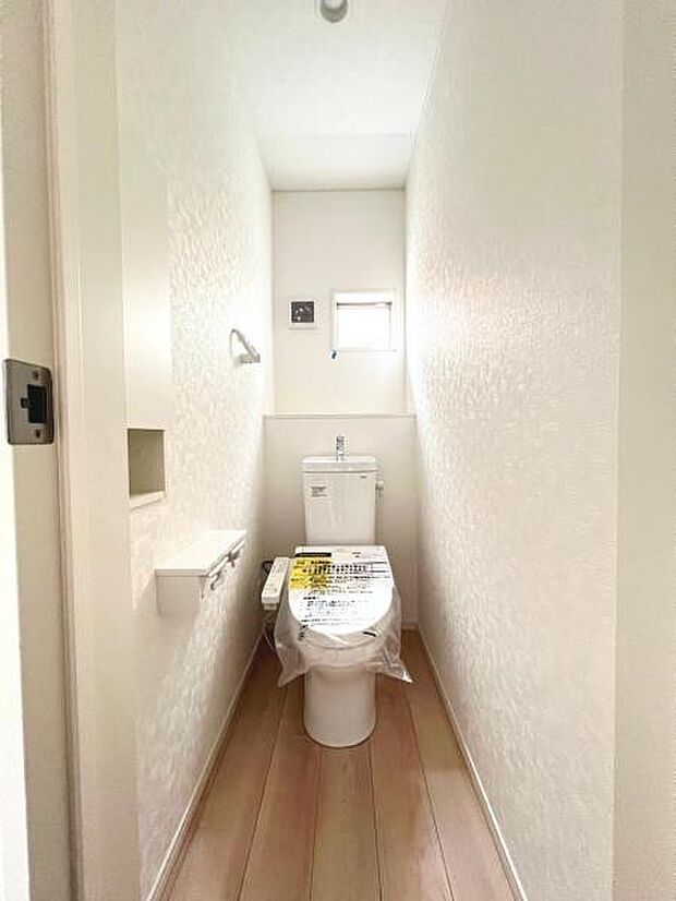 ほっと安らげるトイレ空間です。