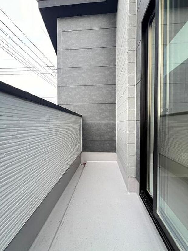 お洗濯ものを気持ち良く太陽の光で干せるのが嬉しいですね。