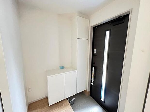 いつも気持ちよくご家族を迎えられる玄関です。