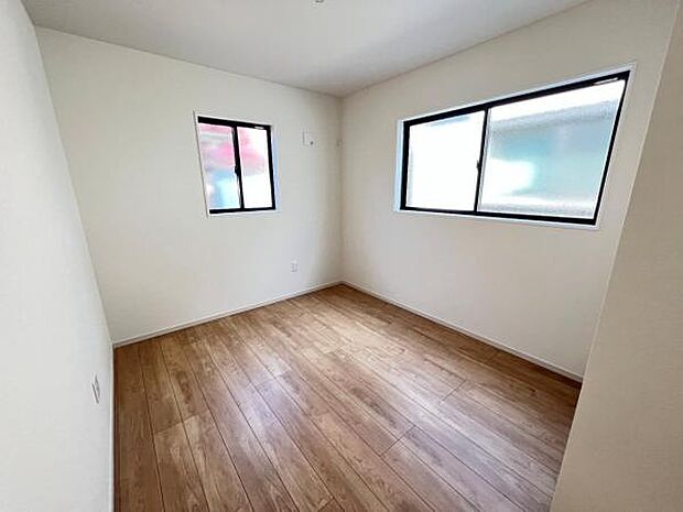 子供部屋にもちょうど良い大きさのお部屋です。