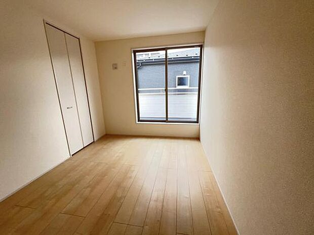 子供部屋にもちょうど良い大きさのお部屋です。