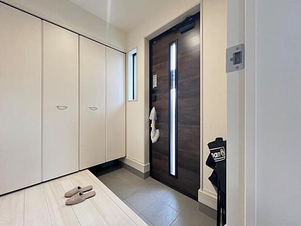 いつも気持ちよくご家族を迎えられる玄関です。