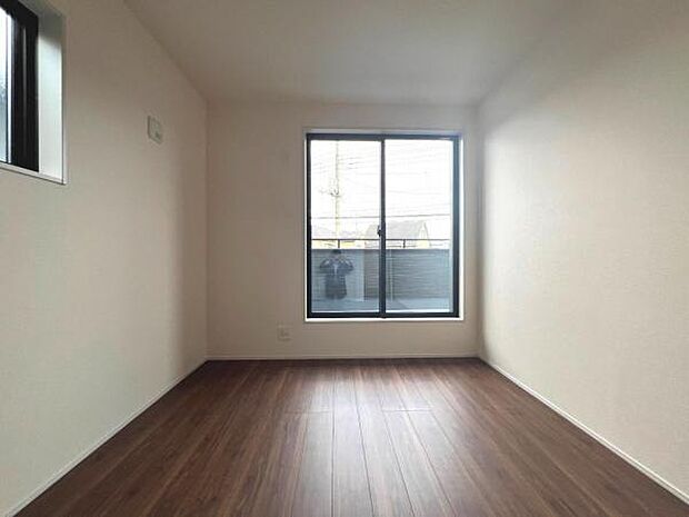 子供部屋にもちょうど良い大きさのお部屋です。