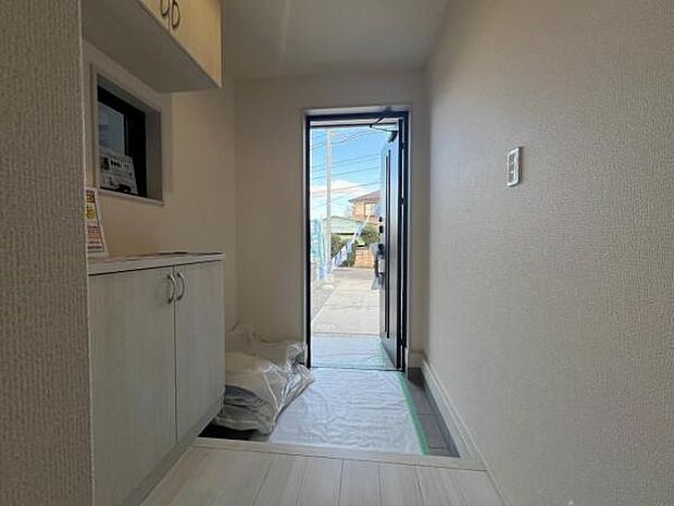 いつも気持ちよくご家族を迎えられる玄関です。