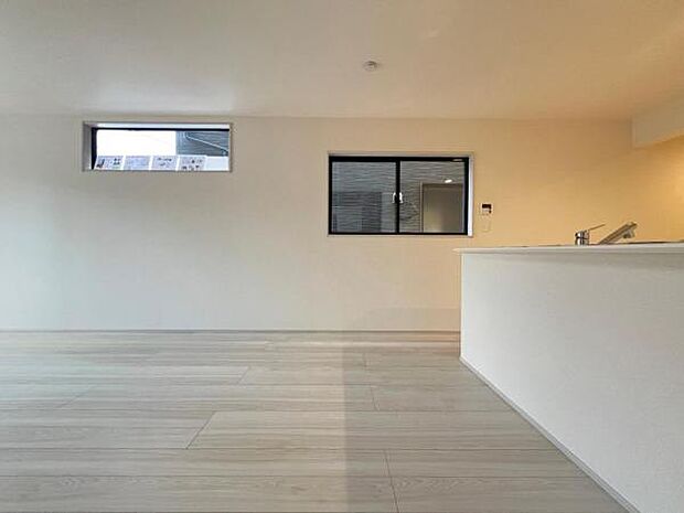 ご家族の温かい時間を演出するダイニングスペースです。