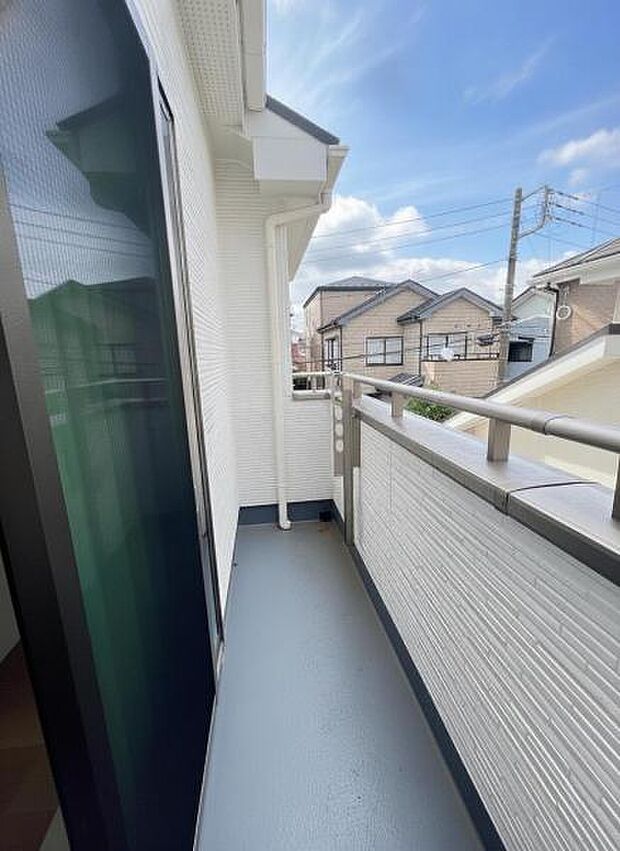 お洗濯ものを気持ち良く太陽の光で干せるのが嬉しいですね。