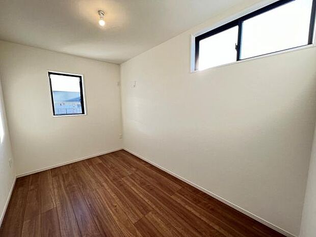 間取はファミリーにもおすすめ4LDKの新築戸建です。