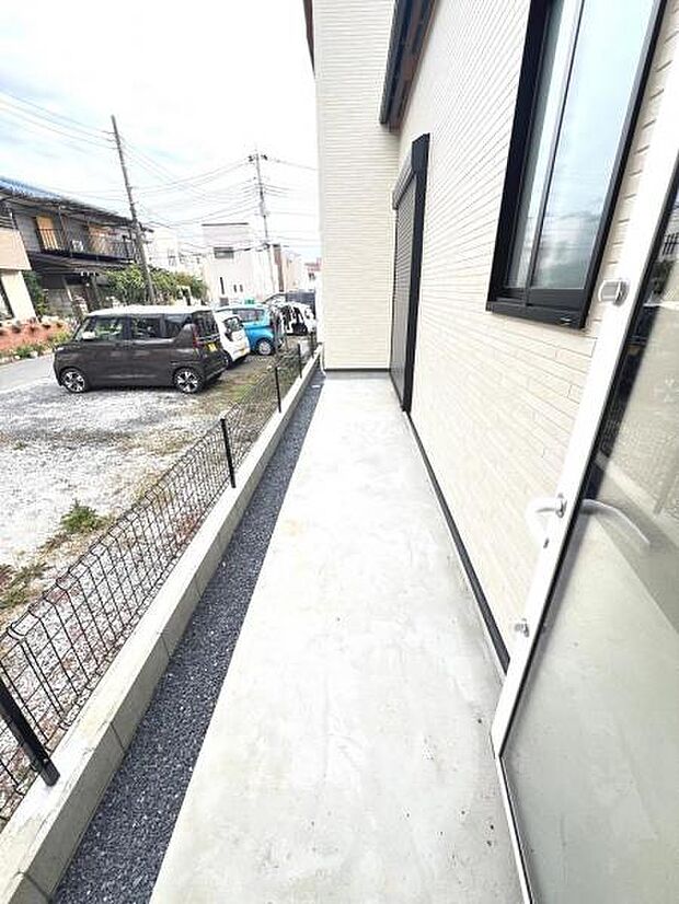 お庭スペースは、ガーデニングやお子様との外遊びなど多彩な用途でお楽しみいただけます。