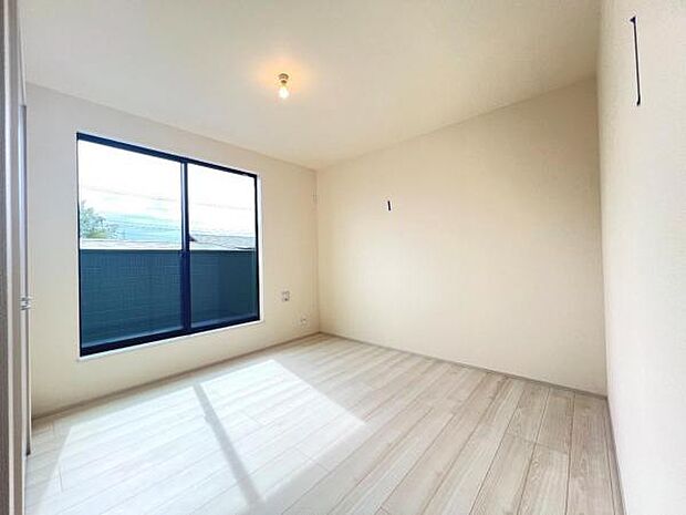 子供部屋にもちょうど良い大きさのお部屋です。