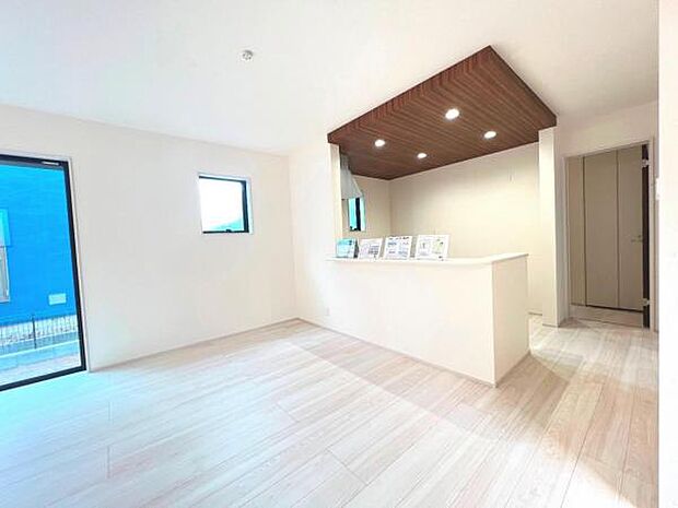 ご家族の温かい時間を演出するダイニングスペースです。