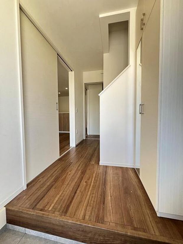 いつも気持ちよくご家族を迎えられる玄関です。