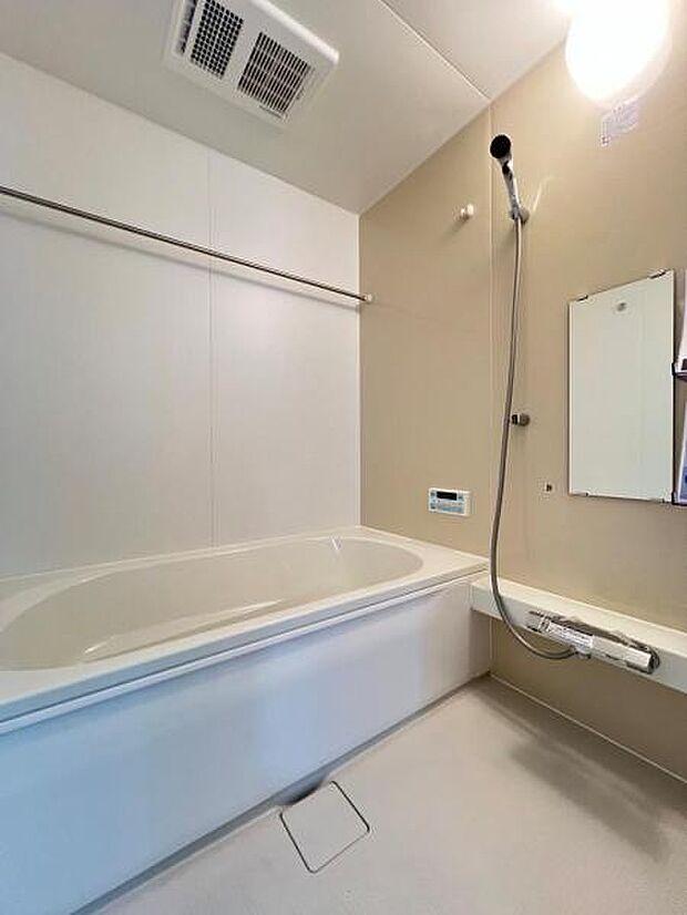 お風呂でほっとひといき。1日の疲れを癒しましょう。