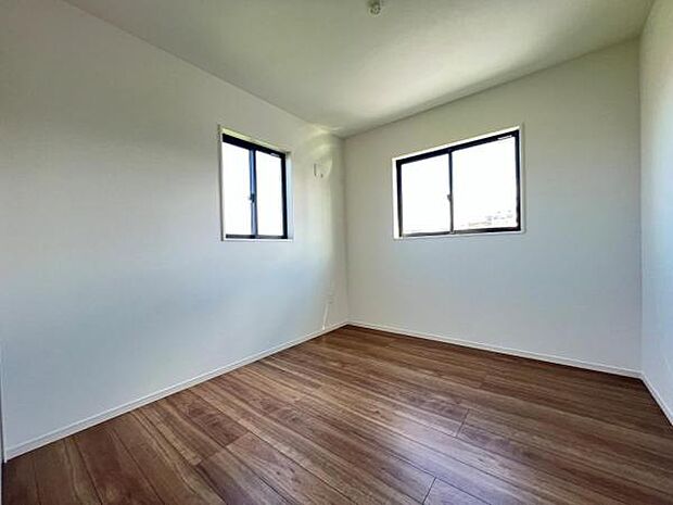 間取はファミリーにもおすすめ4LDKの新築戸建です。