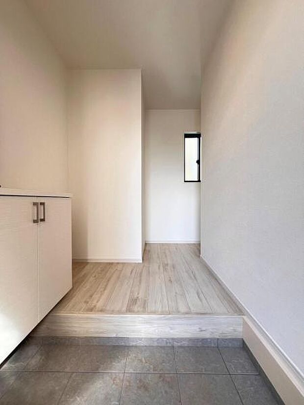 いつも気持ちよくご家族を迎えられる玄関です。