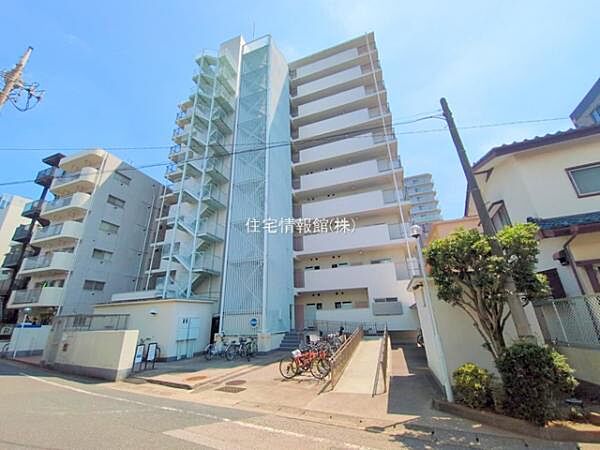 apartment 埼玉県越谷市南越谷4丁目
地図を見る