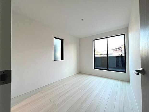 子供部屋にもちょうど良い大きさのお部屋です。