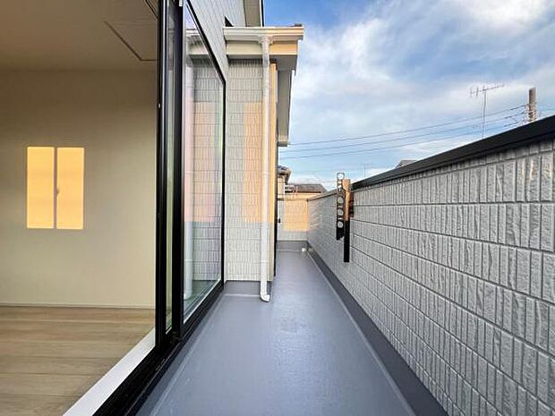 お洗濯ものを気持ち良く太陽の光で干せるのが嬉しいですね。