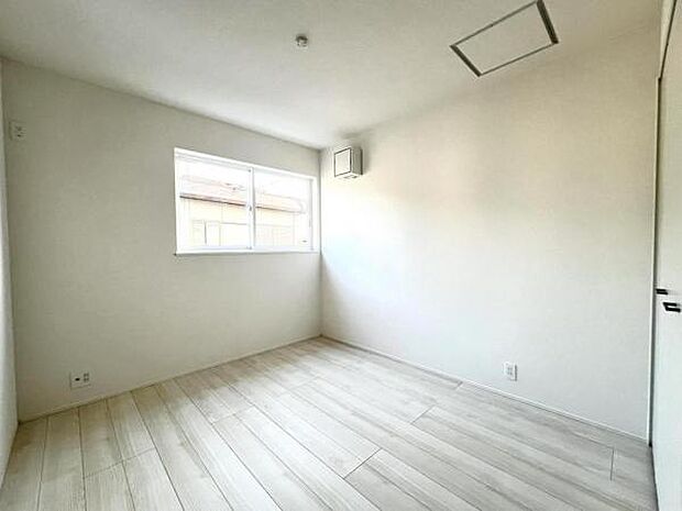 子供部屋にもちょうど良い大きさのお部屋です。