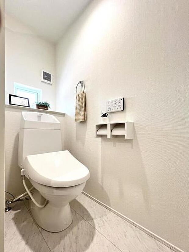 ほっと安らげるトイレ空間です。