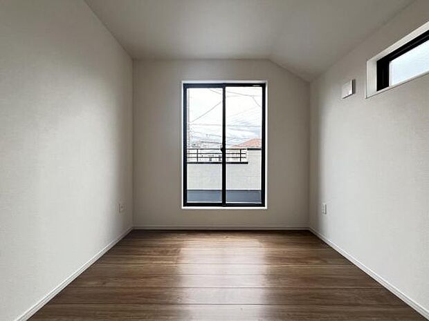 子供部屋にもちょうど良い大きさのお部屋です。