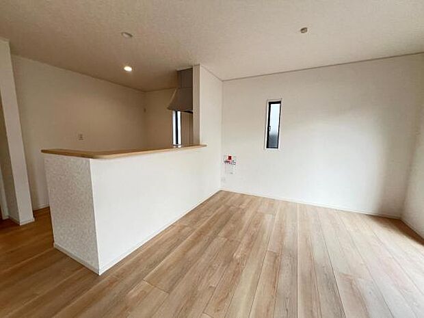 ご家族の温かい時間を演出するダイニングスペースです。