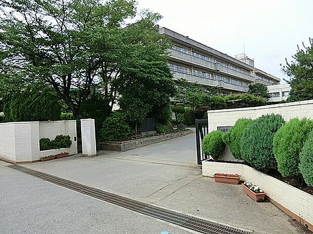 春日部市立豊野中学校まで約1600m（徒歩20分）