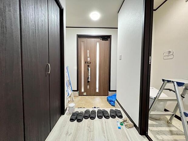 いつも気持ちよくご家族を迎えられる玄関です。