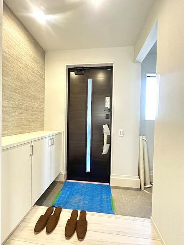 いつも気持ちよくご家族を迎えられる玄関です。