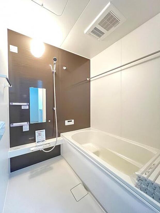 お風呂でほっとひといき。1日の疲れを癒しましょう。