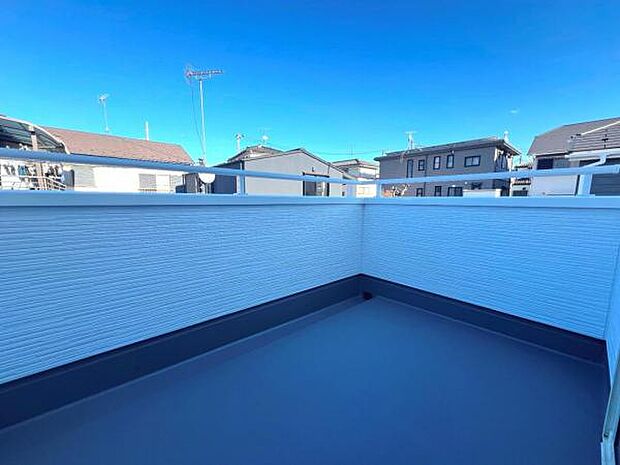 お洗濯ものを気持ち良く太陽の光で干せるのが嬉しいですね。