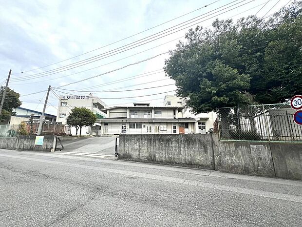 春日部市立大沼中学校まで約1000m（徒歩13分）