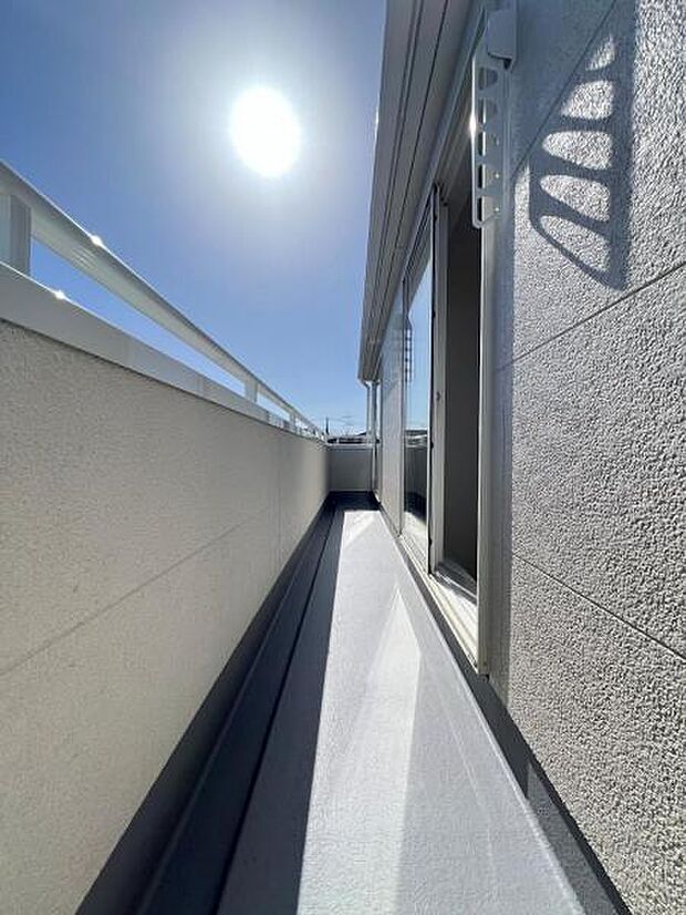 お洗濯ものを気持ち良く太陽の光で干せるのが嬉しいですね。