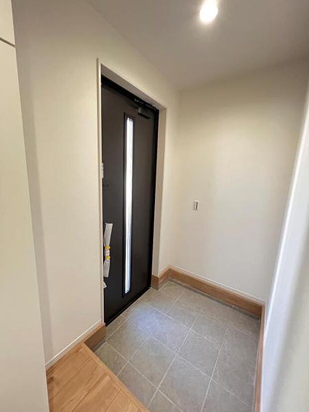 いつも気持ちよくご家族を迎えられる玄関です。