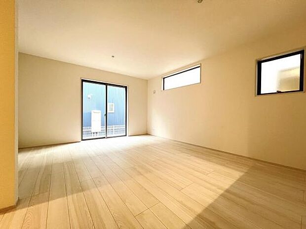 家族団らんの場所としてゆったりと居心地の良いリビングです。