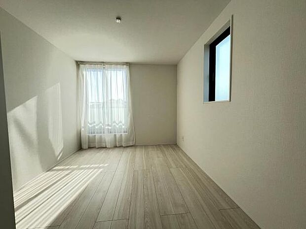 子供部屋にもちょうど良い大きさのお部屋です。