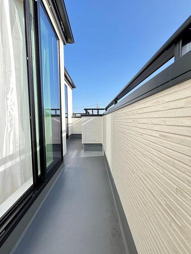 お洗濯ものを気持ち良く太陽の光で干せるのが嬉しいですね。