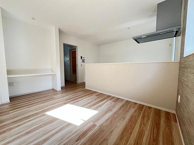 ご家族の温かい時間を演出するダイニングスペースです。