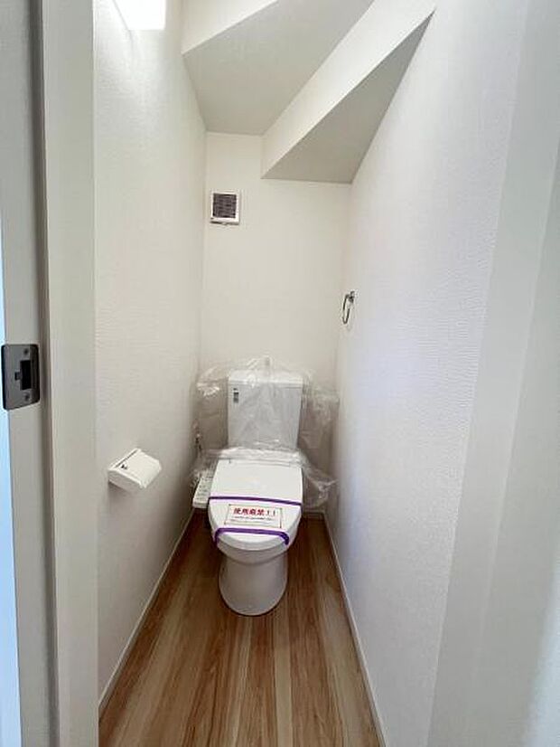 ほっと安らげるトイレ空間です。