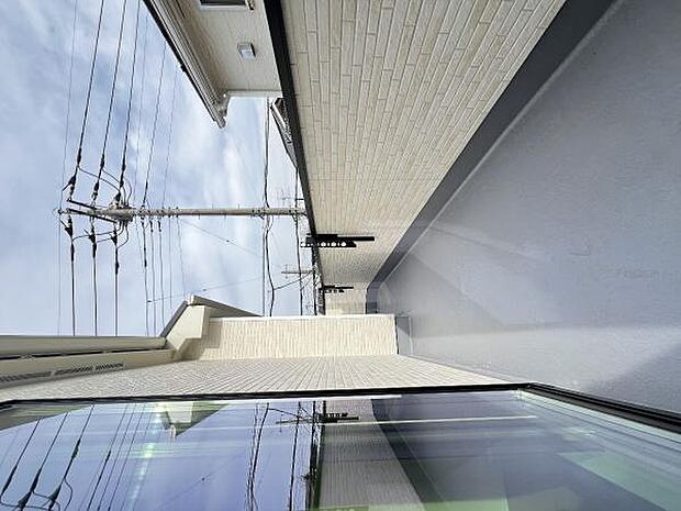 お洗濯ものを気持ち良く太陽の光で干せるのが嬉しいですね。