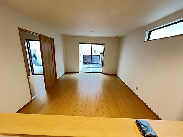 リビングダイニングになります。ご家族そろっての素敵な空間になりそうですね。