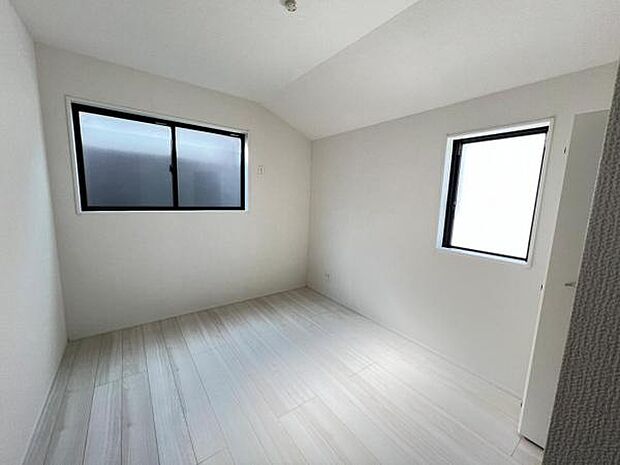 間取はファミリーにもおすすめ4LDKの新築戸建です。