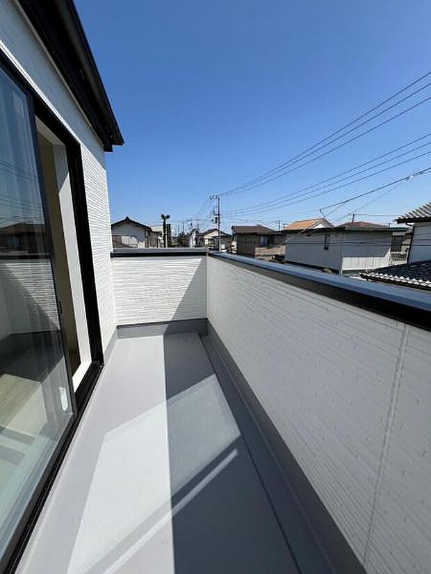 お洗濯ものを気持ち良く太陽の光で干せるのが嬉しいですね。