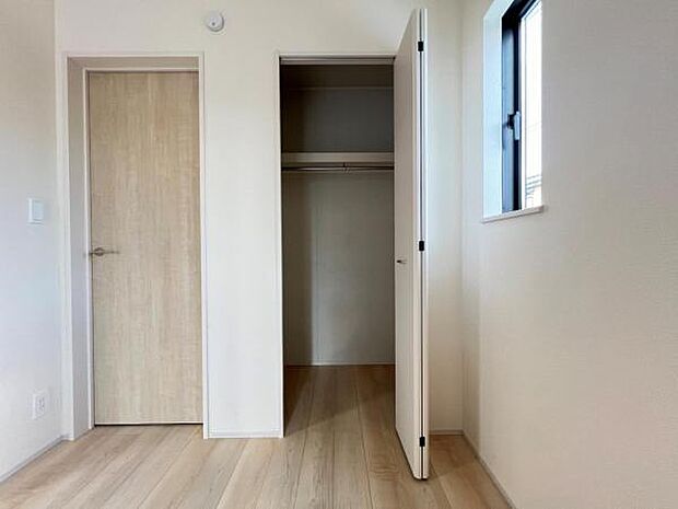 収納豊富な間取りで、室内もスッキリ快適です。