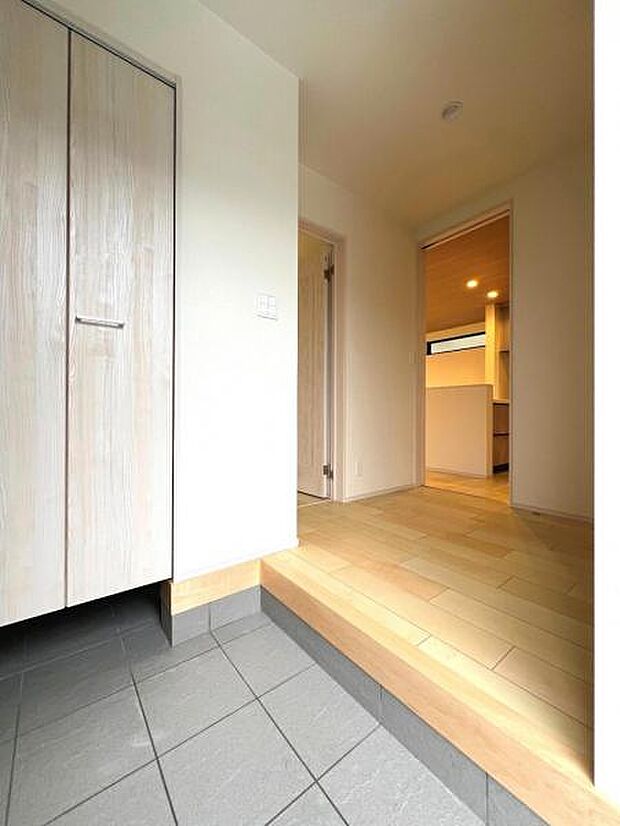 いつも気持ちよくご家族を迎えられる玄関です。