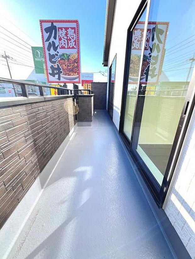お洗濯ものを気持ち良く太陽の光で干せるのが嬉しいですね。