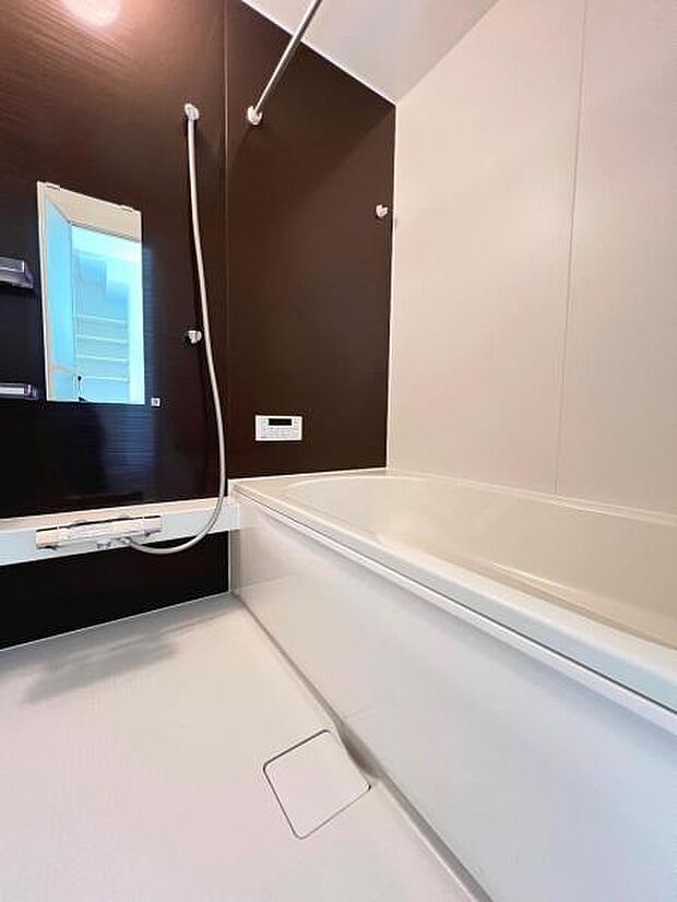 お風呂でほっとひといき。1日の疲れを癒しましょう。